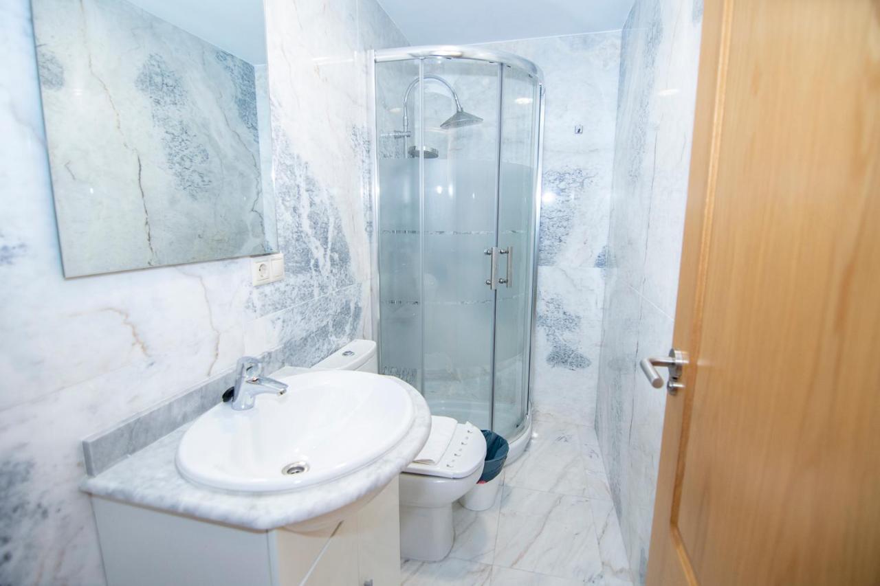 Bright Entire Apartment- Gp 1A Santiago de Compostela Ngoại thất bức ảnh